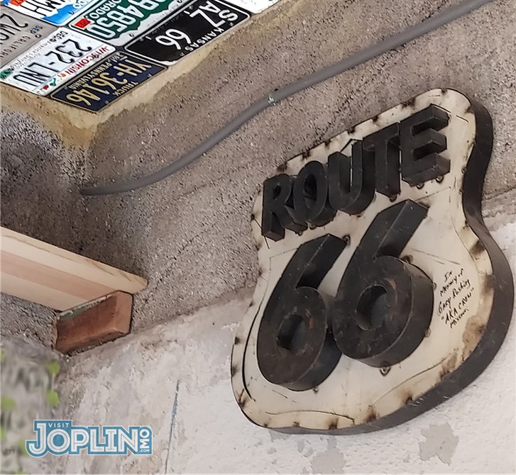 route 66 sign and license plate ceiling CROPPED